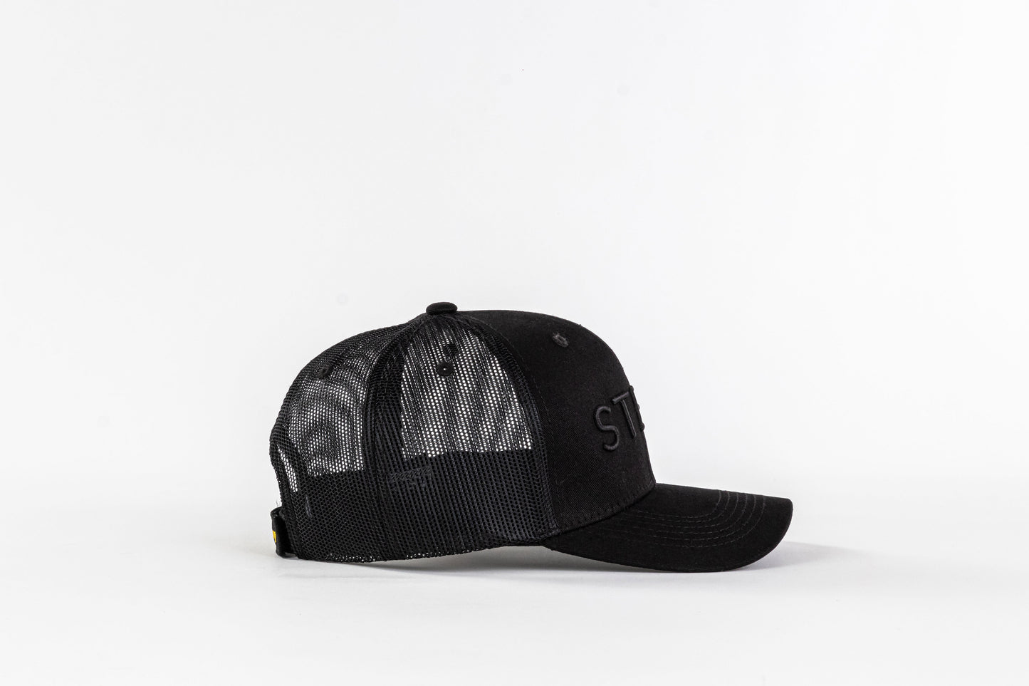 The STEEN Retro Trucker Hat