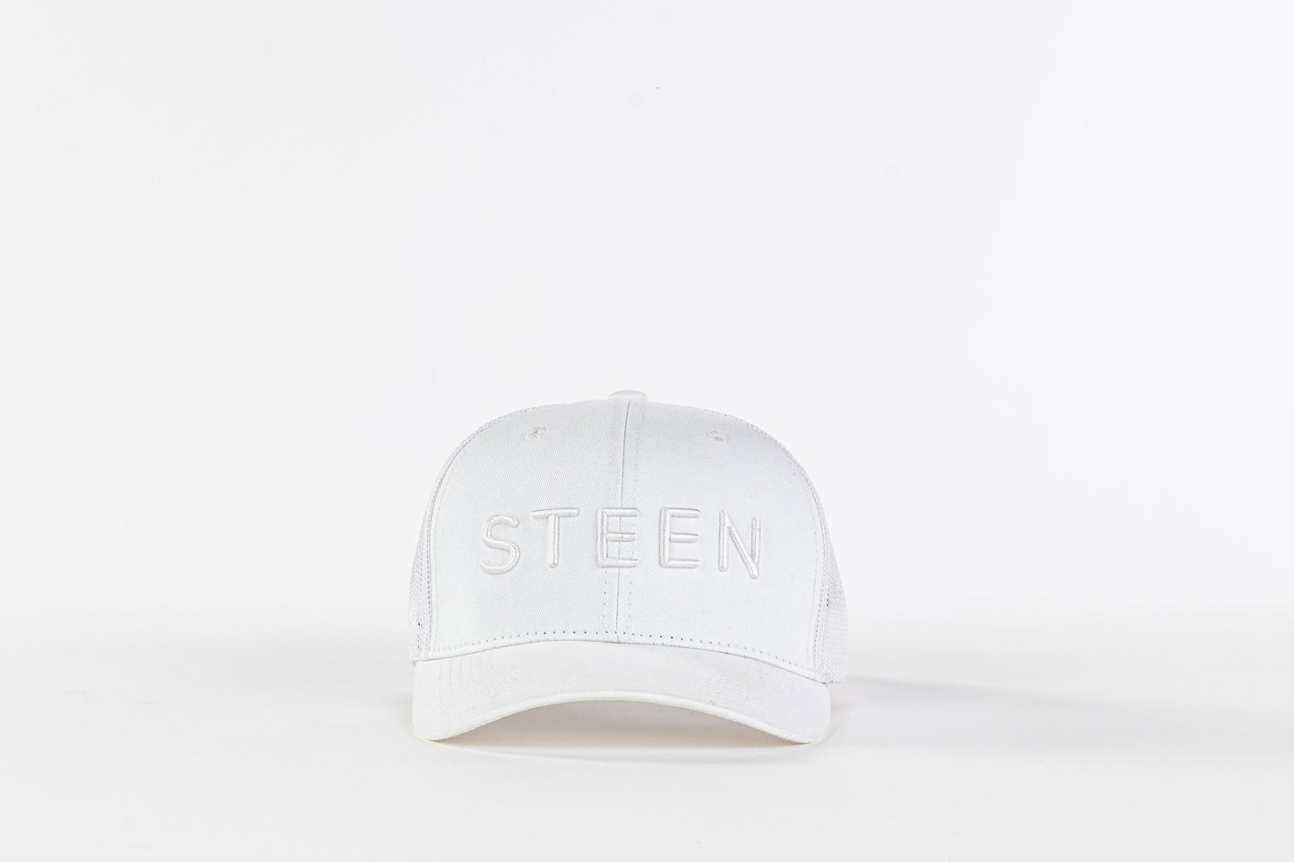 The STEEN Retro Trucker Hat